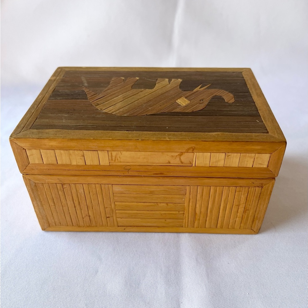 Vintage Elephant Wood Treasure Box - Picture 3 of 8